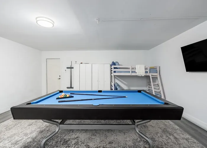 Travelers Dream Oasisjumpmanpicklballgolfbocce *